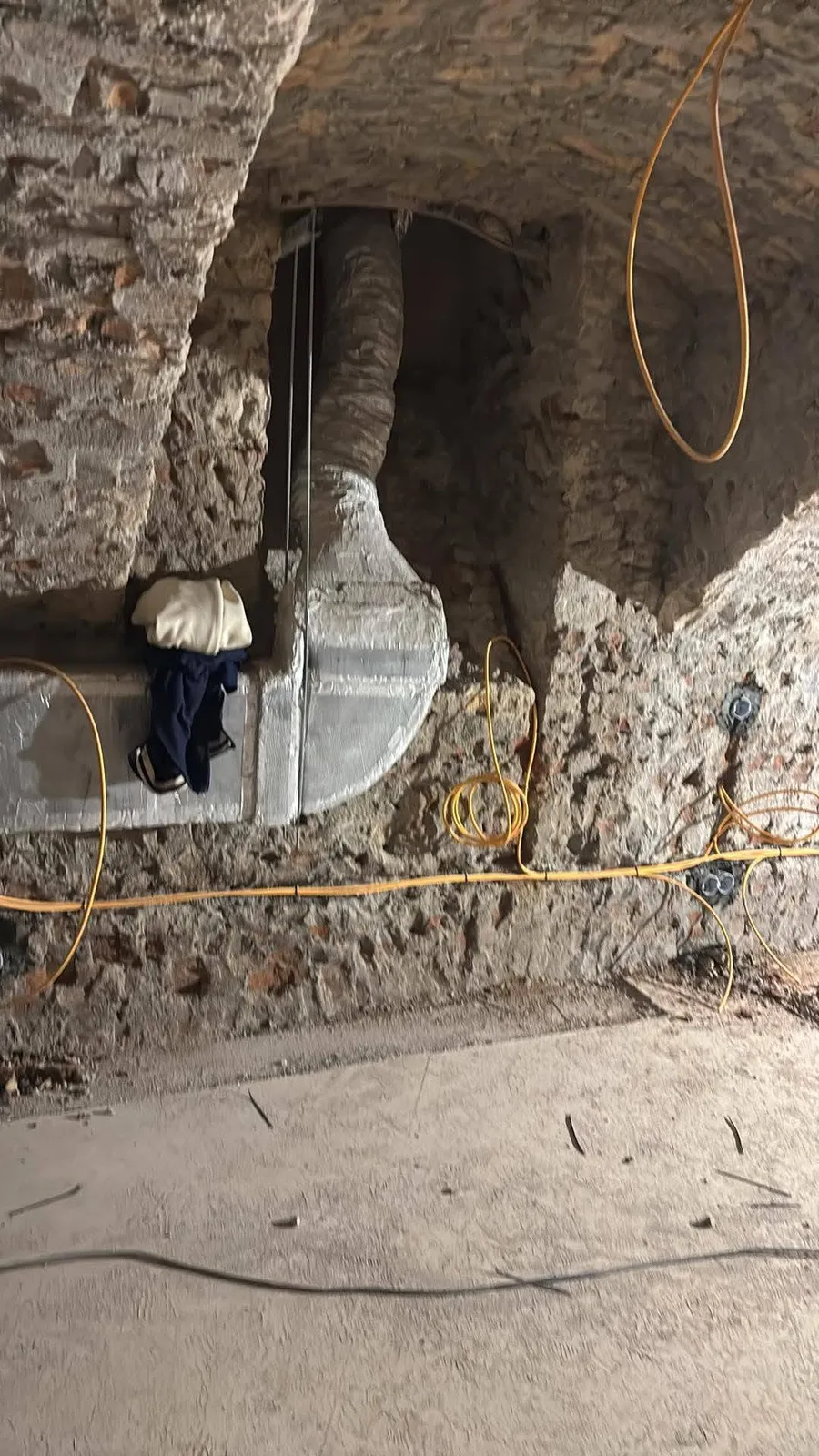 A boltíves pince a szanálás előtt